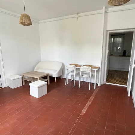 Comme A La Maison Toury Exterior foto